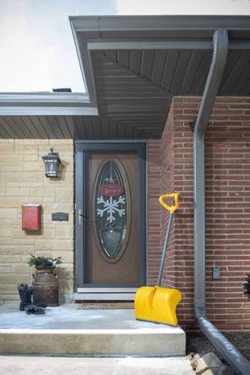 Porch soffit and fascia detail